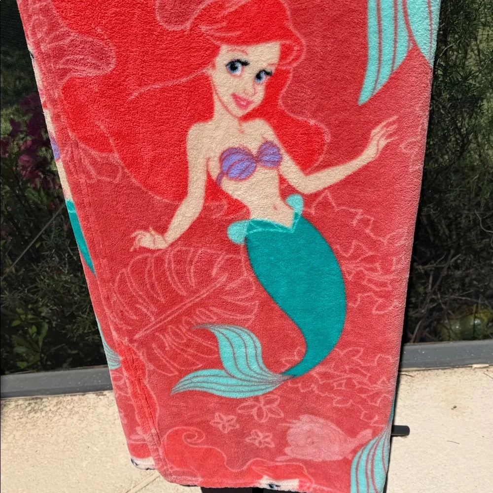 Disney Parks Little Mermaid Red Teal Hooded blanket with flounder Hood